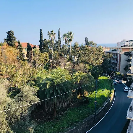 ^*flaminia Attico^* Zona Foce Centro Sanremo! 4 Posti Letto!